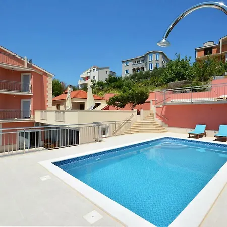 Apartman Lucic * Split