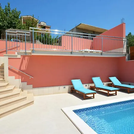 Apartment Apartman Lucic Split